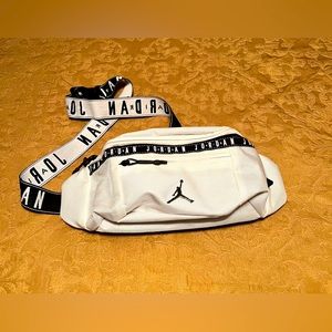 Jordan Bag Nike Air Jordan Retro 11 Jumpman Crossbody Color Black/White Size Os